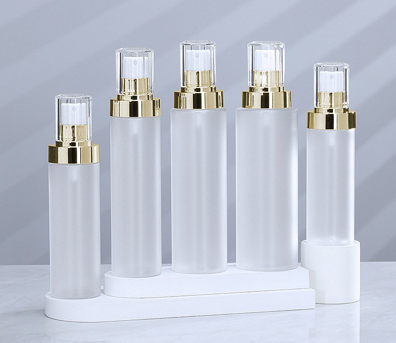 Frosted PET spray bottles wholesale