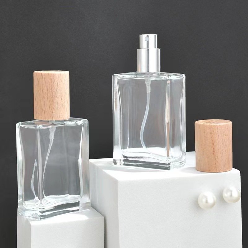 Glass Spray Bottle Aluminum Mist Pump Detail